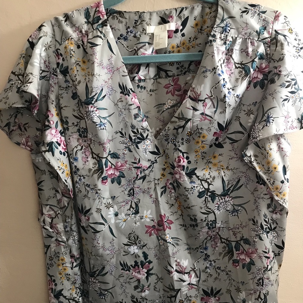 Floral top
